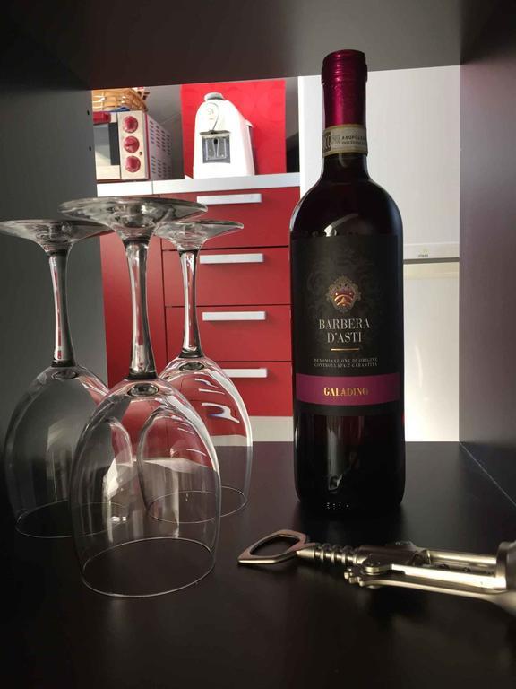 Nonno Pinin Apartment Turin Bagian luar foto